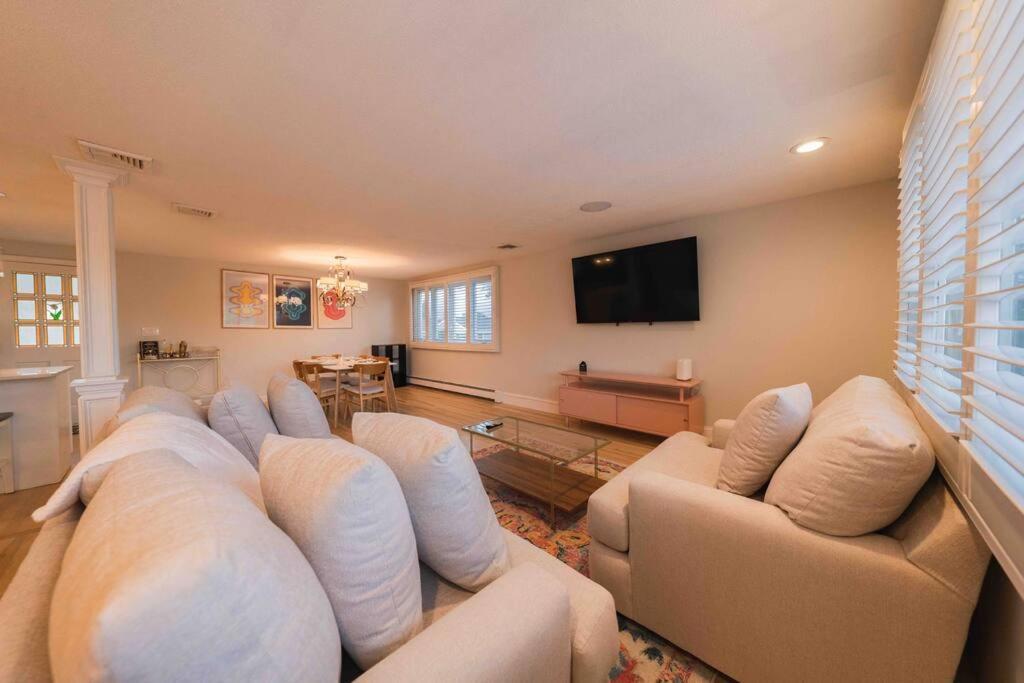 Boston Luxury 3br-near Airport-beach